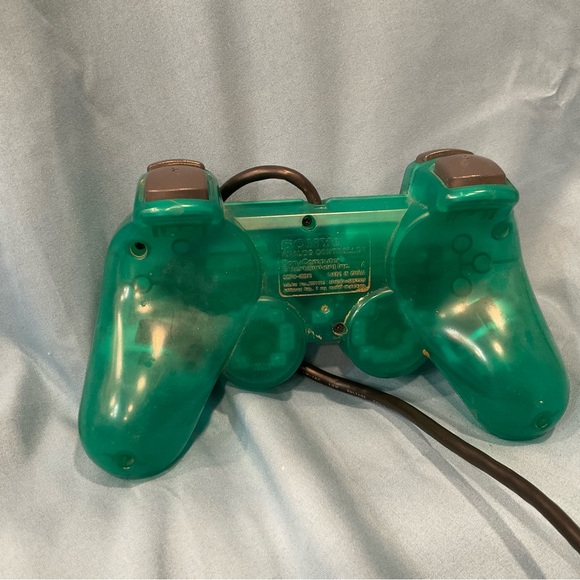 Three lightly used wired PS3 controllers - Picture 5 of 7